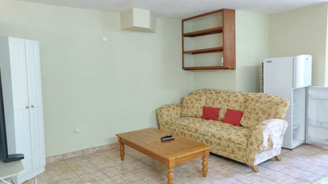 Cool Running Apartments セントジョージズ